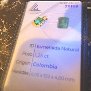 Colombian emerald to create bracelets or collars. - 19.7K gold